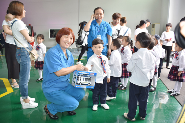 “魅力经开行活动” ——走进森源鸿马  感受科技魅力(图15)