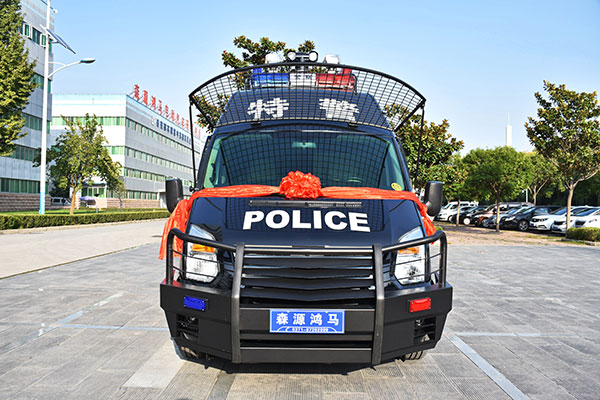 河南南阳市防暴运兵车发车(图1)