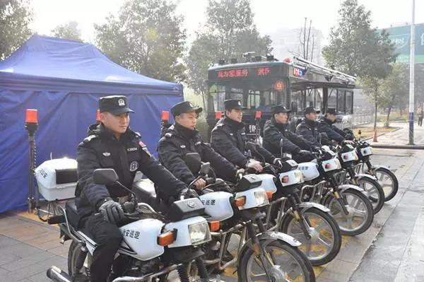 【邵阳快警】男子醉酒殴打他人，民警快速出警将其控制(图1)