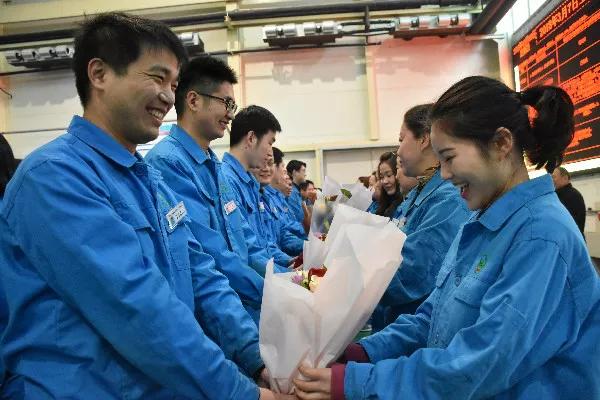 与美丽同行 给心情放假——森源鸿马喜迎3·8女神节(图2) 与美丽同行 给心情放假——森源鸿马喜迎3·8女神节(图2)