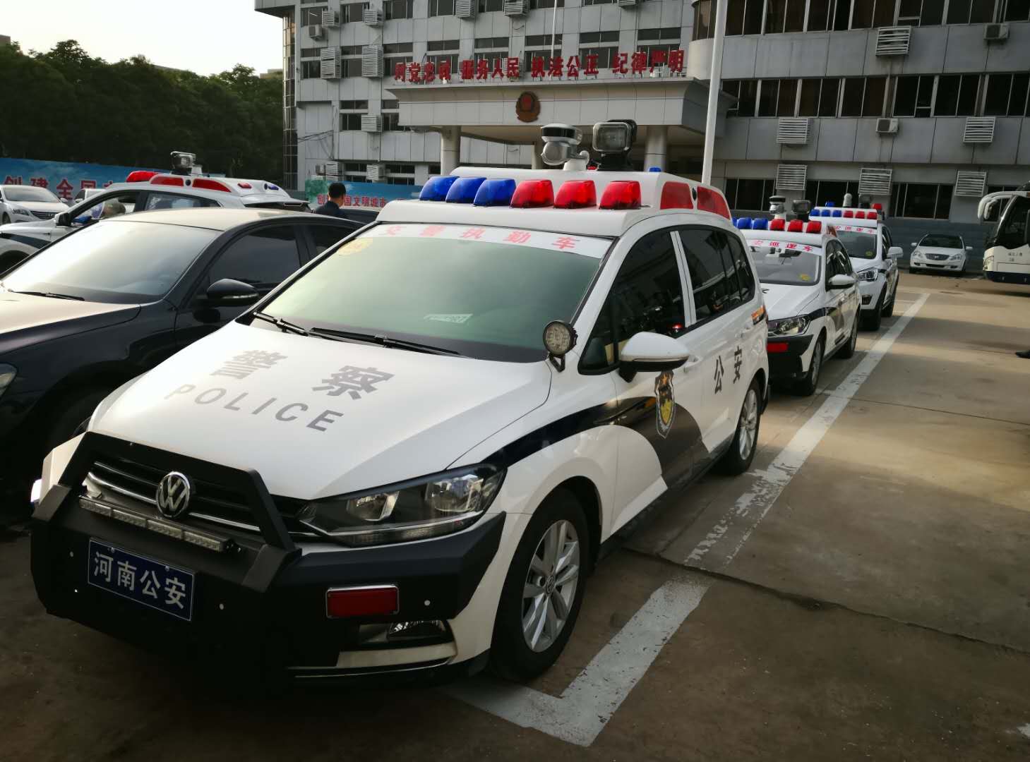 河南省公安机关警用多功能巡逻车巡展试用再次出发(图3)