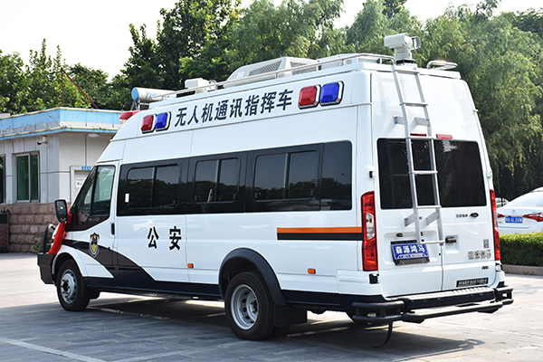 黑龙江大兴安岭行政公署公安局采购无人机通讯指挥车(图4)