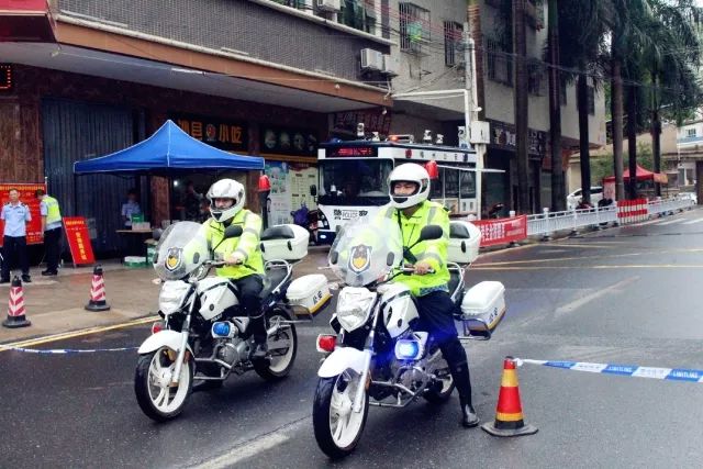 梅州市公安机关29项安保便民措施护航高考受广泛好评(图4) 梅州市公安机关29项安保便民措施护航高考受广泛好评(图4)