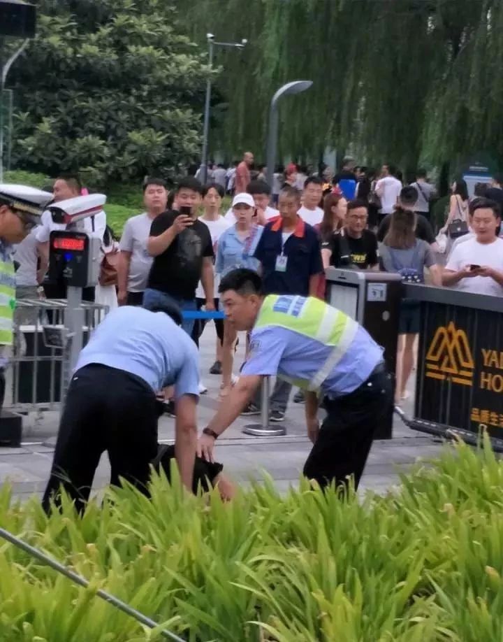 科技安保助力张学友“七杀超神”(图3) 科技安保助力张学友“七杀超神”(图3)