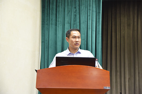 河南省消防协会第四届三次常务理事会在森源鸿马召开(图6)