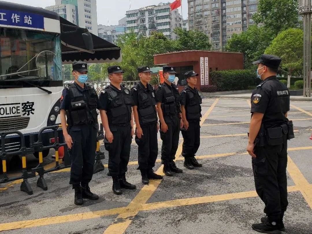 赞!达川公安移动警务工作站升级亮相!(图5) 赞!达川公安移动警务工作站升级亮相!(图5)