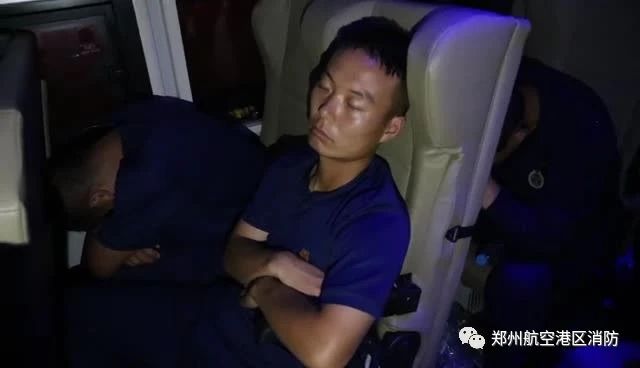抗洪一线 | 航空港消防支队抗洪抢险突击队千里挺进蒙洼蓄洪区(图9) 抗洪一线 | 航空港消防支队抗洪抢险突击队千里挺进蒙洼蓄洪区(图9)