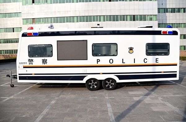 小小警务室  平安桥头堡||森源鸿马移动警务室打造巡防平安风“警”线(图3)