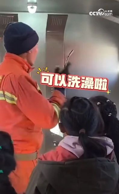 森源鸿马战勤保障车辆：救援工作的 “补给线”   传递希望的 “生命线”(图16)