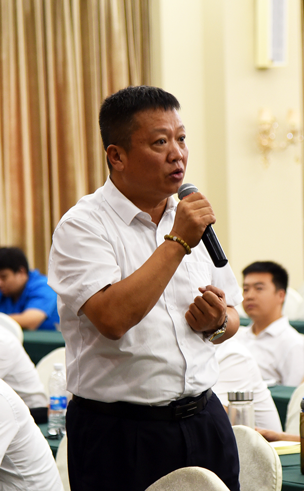 共抒爱国情怀||森源鸿马组织员工观看九三阅兵(图6)