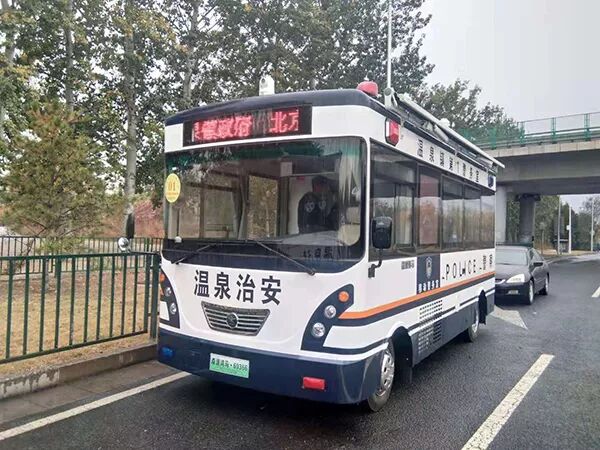 助力九三阅兵安保||森源鸿马移动警务室显身手(图4)
