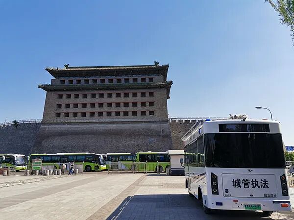 助力九三阅兵安保||森源鸿马移动警务室显身手(图5)