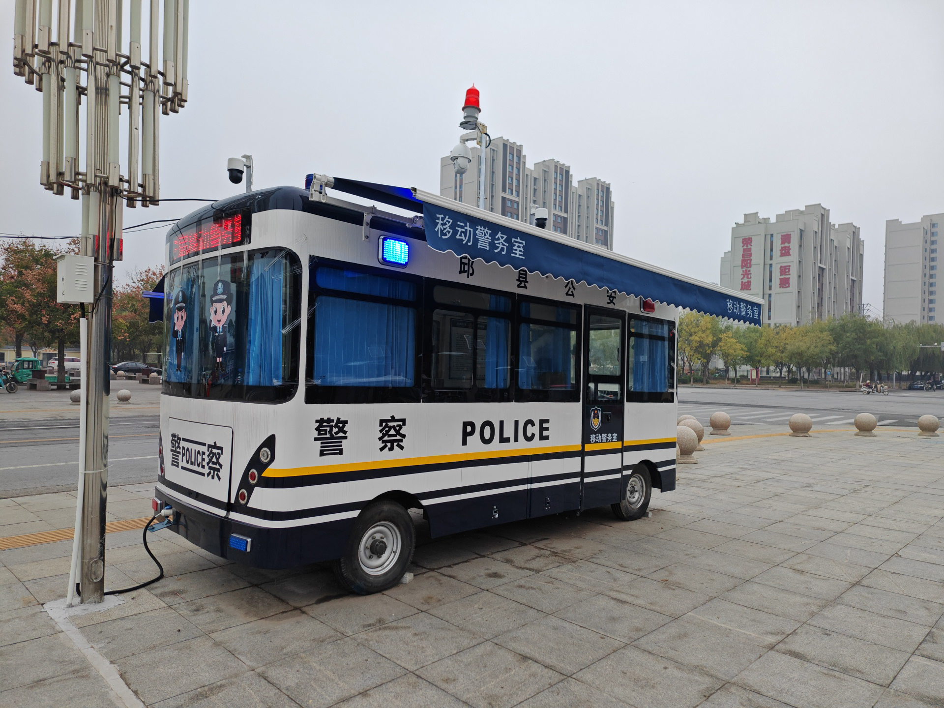 森源鸿马移动警务室扎根邱县市民广场||13年坚守护平安!品质经住时光考验!(图2) 森源鸿马移动警务室扎根邱县市民广场||13年坚守护平安!品质经住时光考验!(图2)