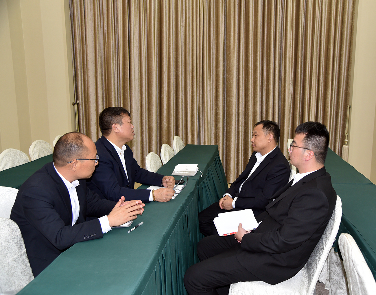 学华为模式 强团队战力!森源鸿马营销中心召开11月培训总结会(图9) 学华为模式 强团队战力!森源鸿马营销中心召开11月培训总结会(图9)