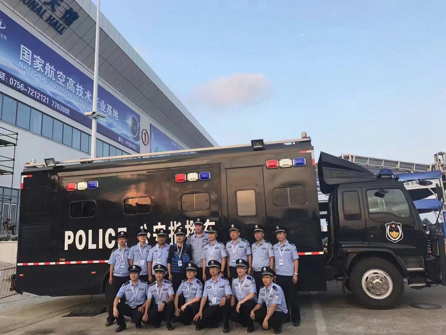 执勤一线显担当！森源鸿马移动警务平台全天候守护平安防线(图6)