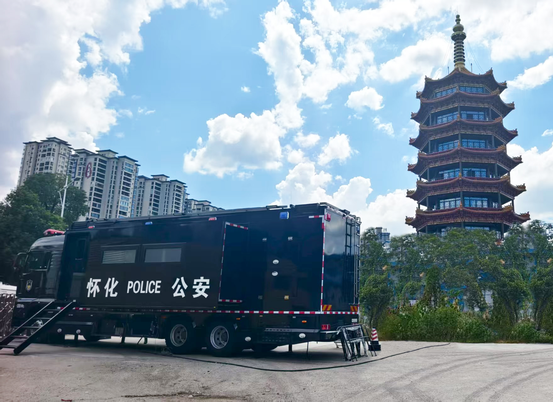 全域覆盖，精准护航！森源鸿马2025年警用车辆装备护航平安(图3)