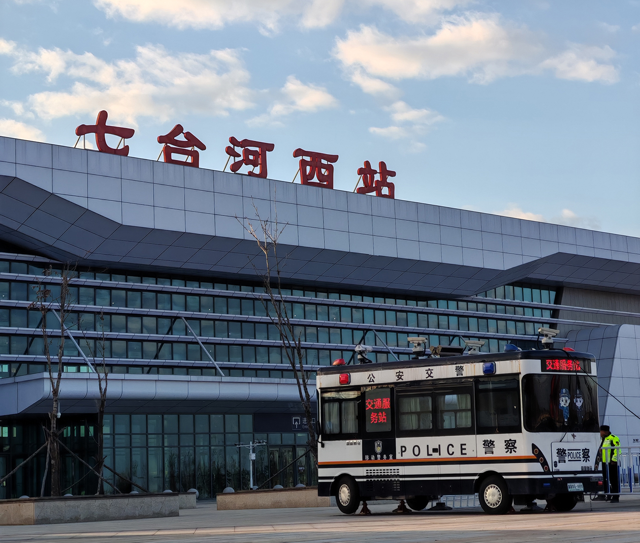 全域覆盖，精准护航！森源鸿马2025年警用车辆装备护航平安(图9)