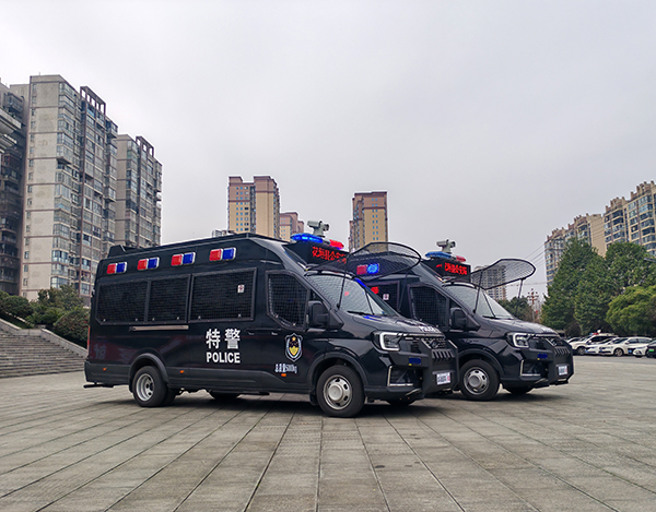 森源鸿马运兵车交付湖南||以车赋能、以训提能筑牢基层安防(图2)