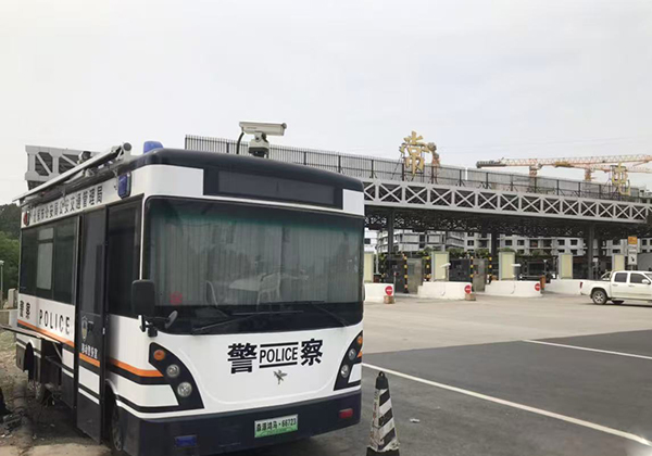 科技铸盾护盛会 平安前哨显担当——森源鸿马移动警务室全力护航两会安保(图10)