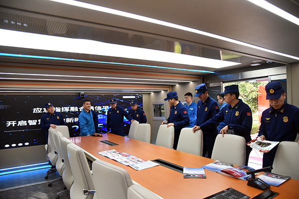 警企协同强技能 实战赋能促提升——南京市消防救援支队赴森源鸿马参观交流圆满成功(图16)