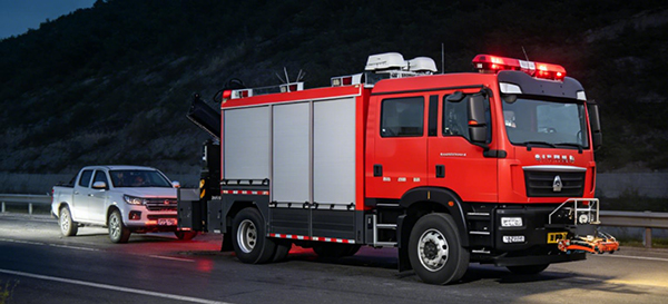 全域突击硬核救援｜森源鸿马抢险救援车打造一线处置“全能尖兵” 在“全灾种、大应急”救援体系加速构建的当下，城市事故、自然灾害、山地险情等复杂场景对救援装备的综合性、机动性、实战性提出极致要求。森源鸿马(图9)