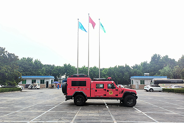 机动机具堡垒  挺进防火一线！森源鸿马森林消防机具车筑牢防火屏障(图3)